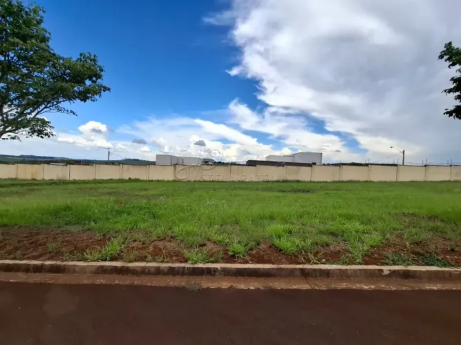 Terreno Padrão em Ribeirão Preto