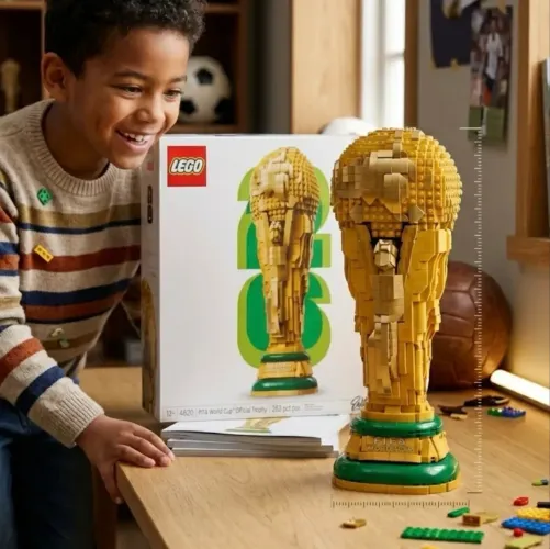 Lego Troféu Copa do Mundo FIFA 2026 / 2842 Peças / Referencia 43020 Original