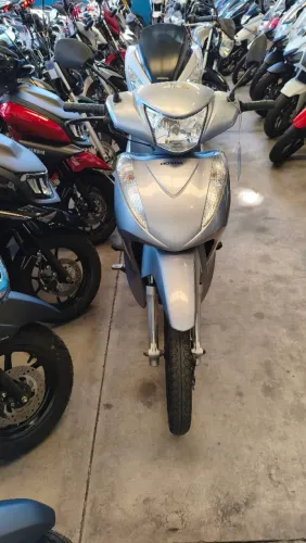 HONDA BIZ 125 CINZA 2015 Shalon veículos Cariacica