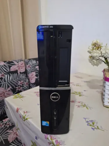 Desktop Dell Vostro 220s