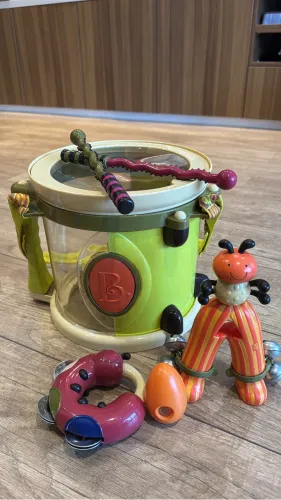 Tambor e acessórios musicais Infantil