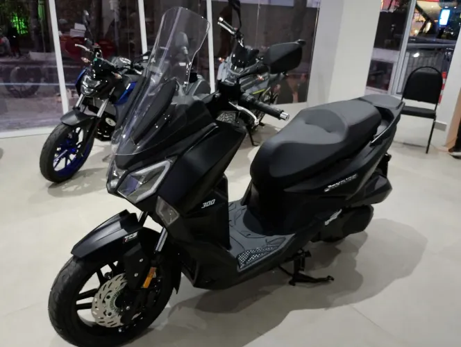 JOYRIDE 300 2026 0KM * RODRIGO* SYM MOTOS BARRA AV. LÚCIO COSTA, 6388 WHATS: *