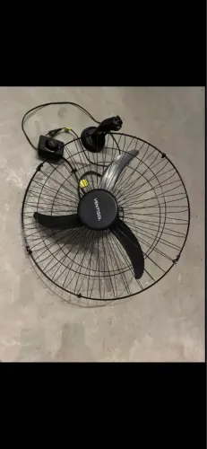 R$:180 Ventilador de parede Ventisol - Bivolt