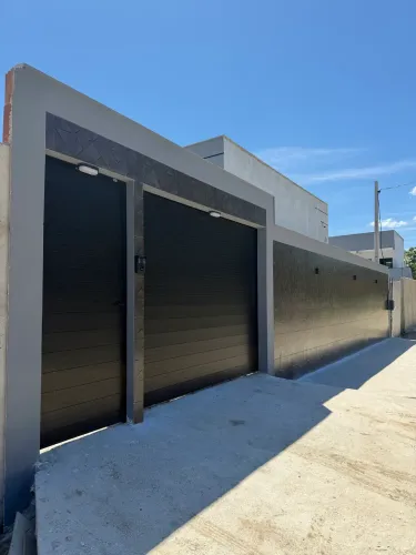 Casa com 2 quartos (1 suíte) - Água e Wi-Fi inclusos!!
