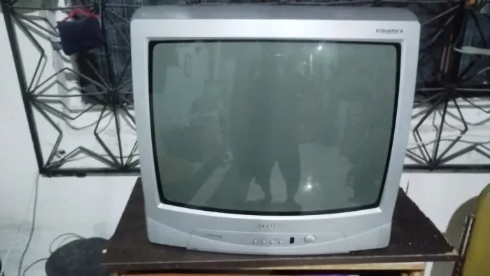 Tv de tubo funciona perfeitamente