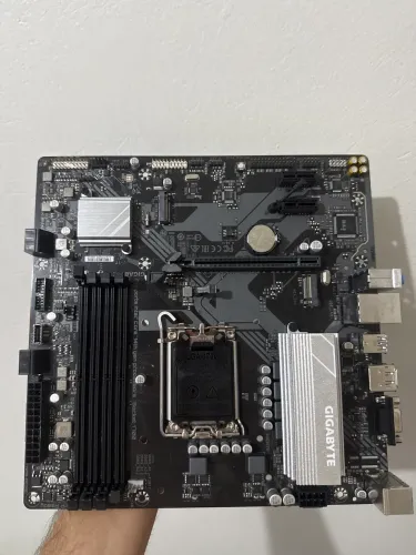 Placa mãe Gigabyte B760M D3HP