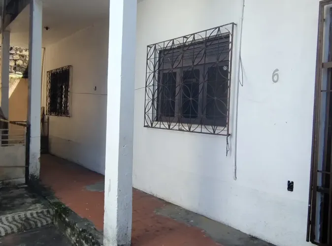 Praça 14 / 02 quartos / 9 8 1 0 6. 3 2 3 1
