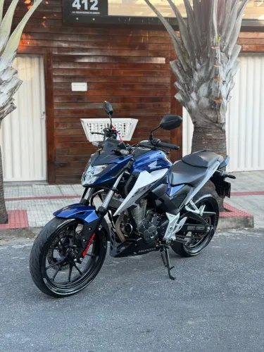CB300f TWISTER 2026 *MUITO NOVA*