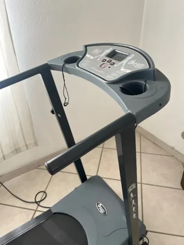 Esteira eletrônica dream fitness