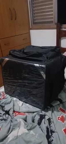BAG 80 litros pouco usada em bom estado