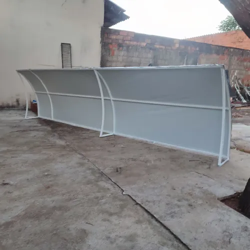 Toldo novo! 5mt x 1,40 nunca usado! reforçado 2.500$ entrego
