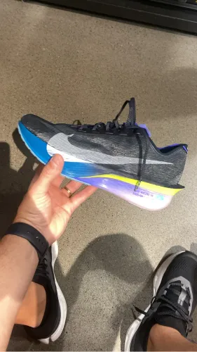 Tênis Nike corrida vaporfly4