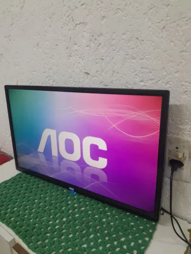 Vendo televisão Aoc 24 polegadas funcionando