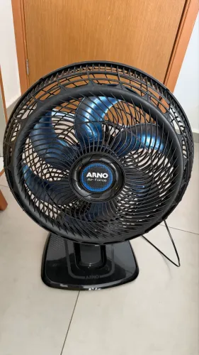 Ventilador Arno de mesa.