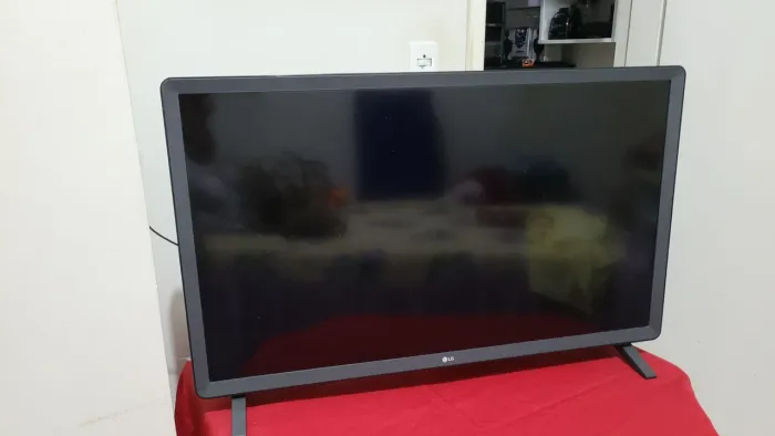 TV LG Smart 32 - Para Conserto/Retirada de Peças