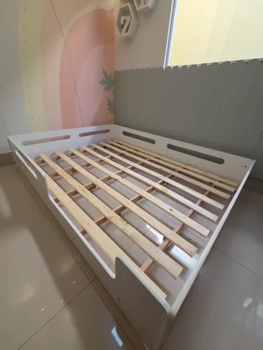 Cama montessoriana de casal