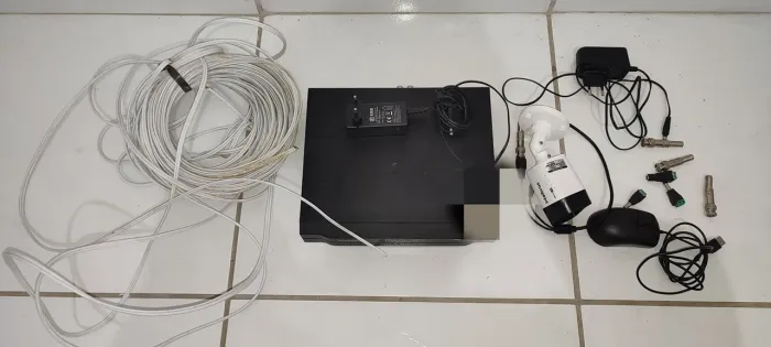 Kit DVR Intelbras 4 Canais + 1 Câmera + Cabo coaxial