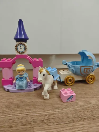 LEGO Duplo Cinderela com Carruagem