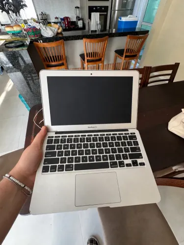 MacBook Air 11? 2014 i5 4GB - Funcionando Perfeitamente