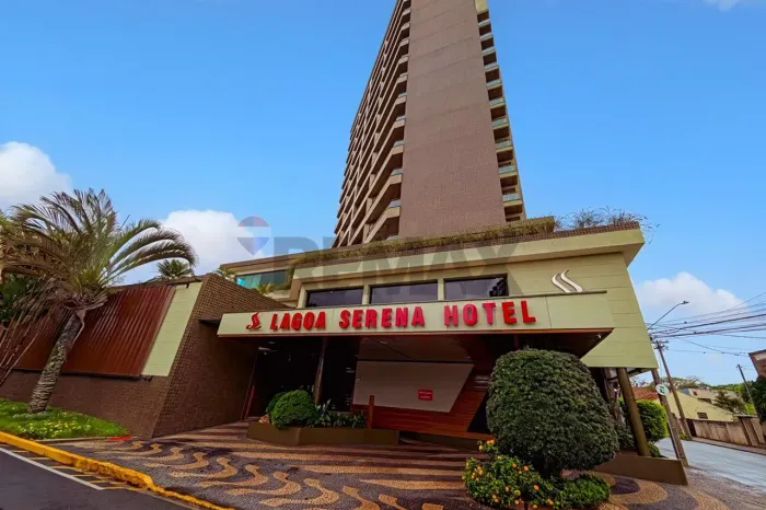 Flat Lagoa Serena, 1º andar, 75m² à venda, em Araras, em frente ao lago municipal, Centro