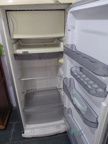 Geladeira 1 Porta Usada - Bom Estado