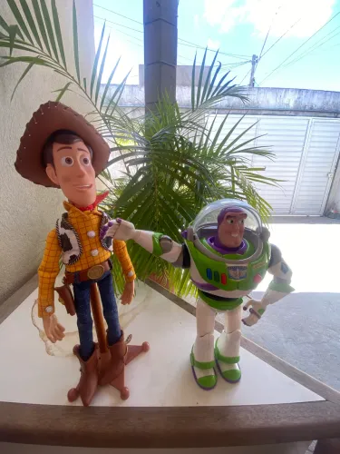 Woody e Buzz Lightyear - Toy Story