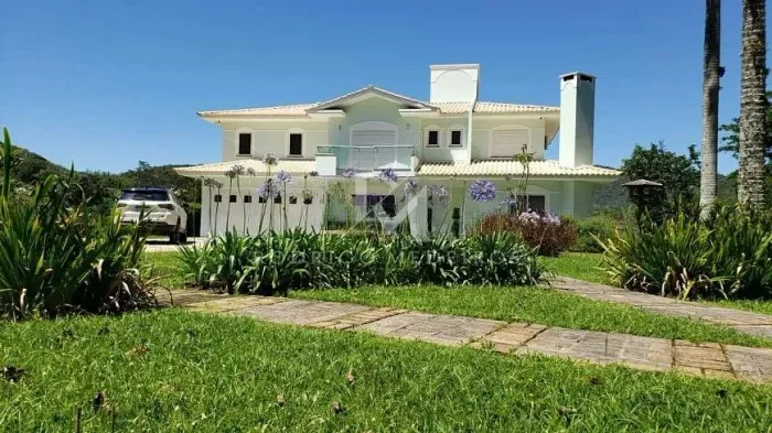 Sítio com duas casas à venda em Ratones, Florianópolis