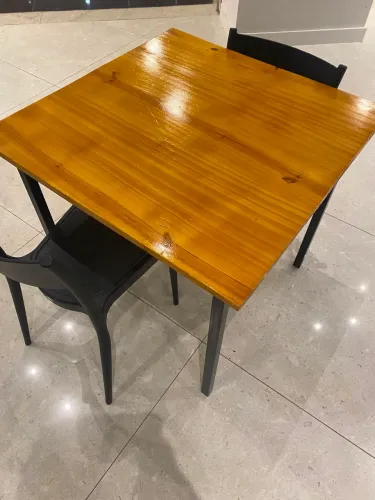 VENDA CONJUNTO DE MESAS E CADEIRAS