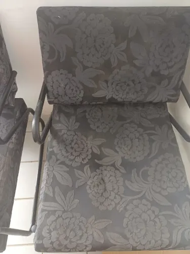 DUAS CADEIRAS SALA