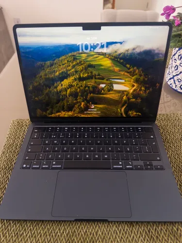 MacBook M4 em excelente estado.