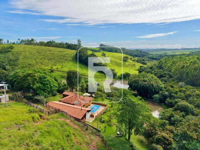 Fazenda à venda, 4 quartos, Centro - São Brás do Suaçuí/MG
