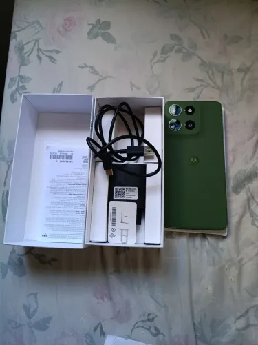 Moto G 56