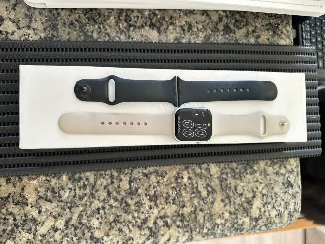 Apple Watch série 8 - 41mm