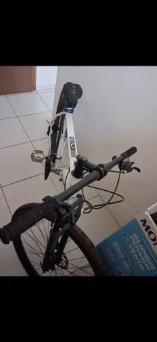 Vendo essa bike semi nova