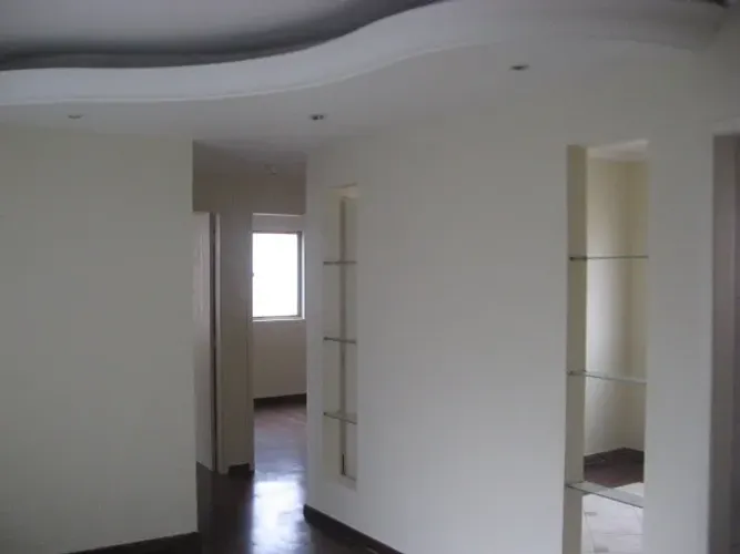 Apartamento 03 quartos para Locação no Bairro Floresta.