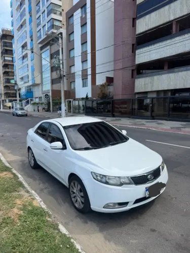 Kia Motors Cerato 1.6 16V Aut. 2013