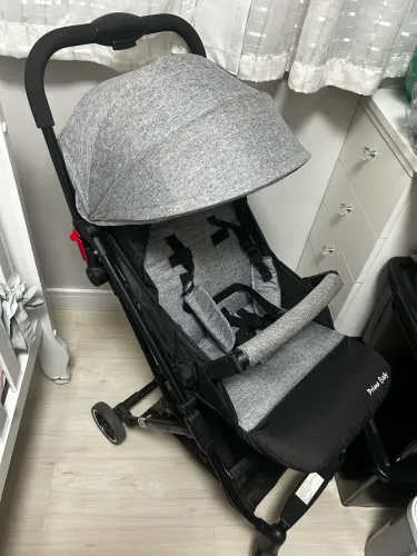 Carrinho de Bebê Dobrável 