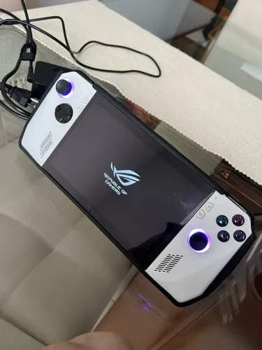 ASUS ROG Ally Z1 Extreme + Hall Effect + Dock e Acessórios