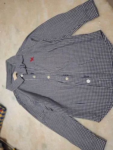 Camisa xadrez branco com preto para menino de 3 a 4 anos