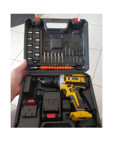 Furadeira e Parafusadeira com Maleta e Acessórios