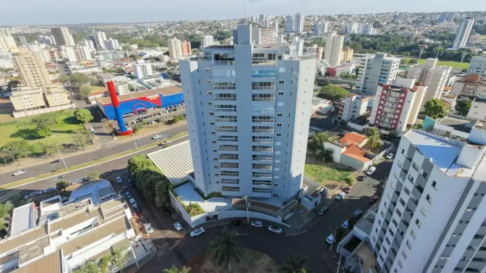 Apartamento a venda com 3 Suites no bairro Tabajaras - Uberlândia - MG