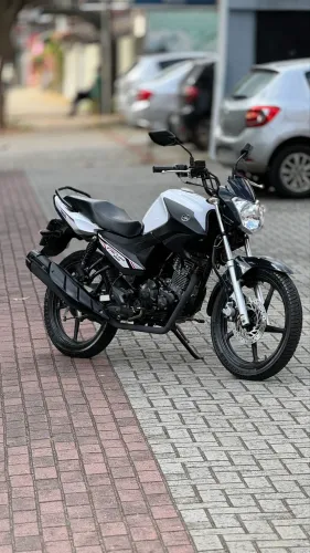 YAMAHA YBR 150 FACTOR ED 2023 - ÚNICO DONO