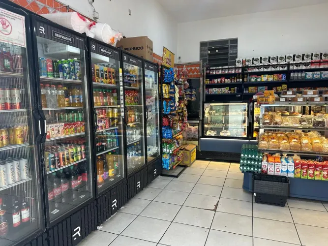 Padaria região de São José dos Campos a mais de 20 anos preço prá vender 2.250.000.00