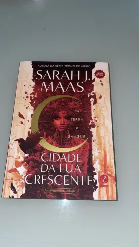 Livro Cidade da lua crescente