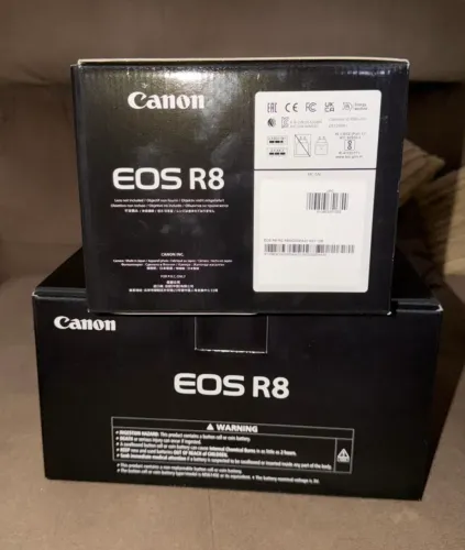 Câmera Canon R8 corpo Nova