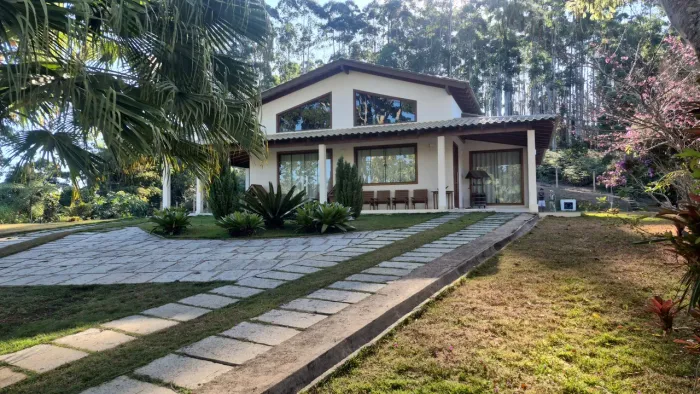 Sitio a venda em pedra azul 