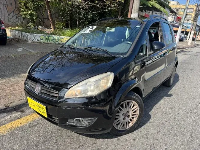 Fiat Idea Essence 1.6 Flex 16V 5P 2012
