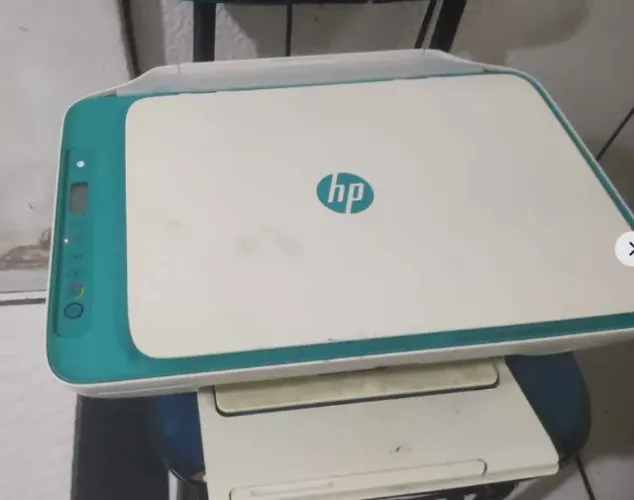 Impressora HP branca funcionando porem não está puxando o papél !