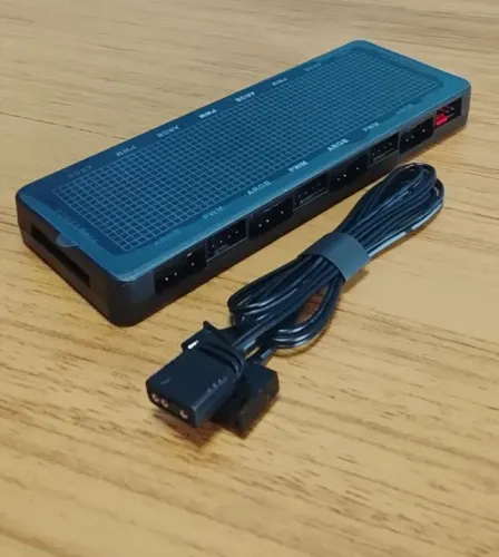 Controladora ARGB 8 FANs Placa Mãe