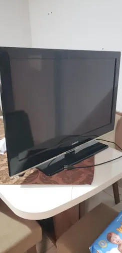 TV 43 POLEGADAS LED 